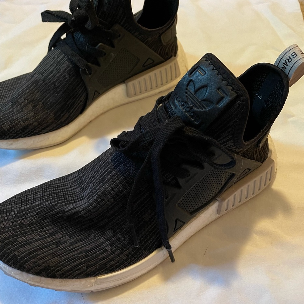 Adidas NMD R1 - Picture 3 of 9